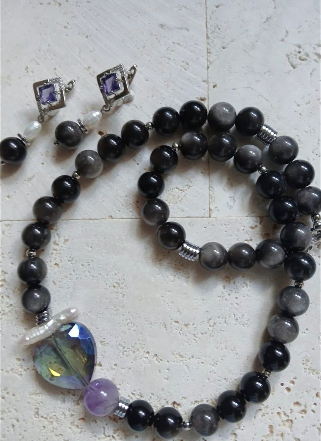 Beautiful Necklace and Earrings Set
