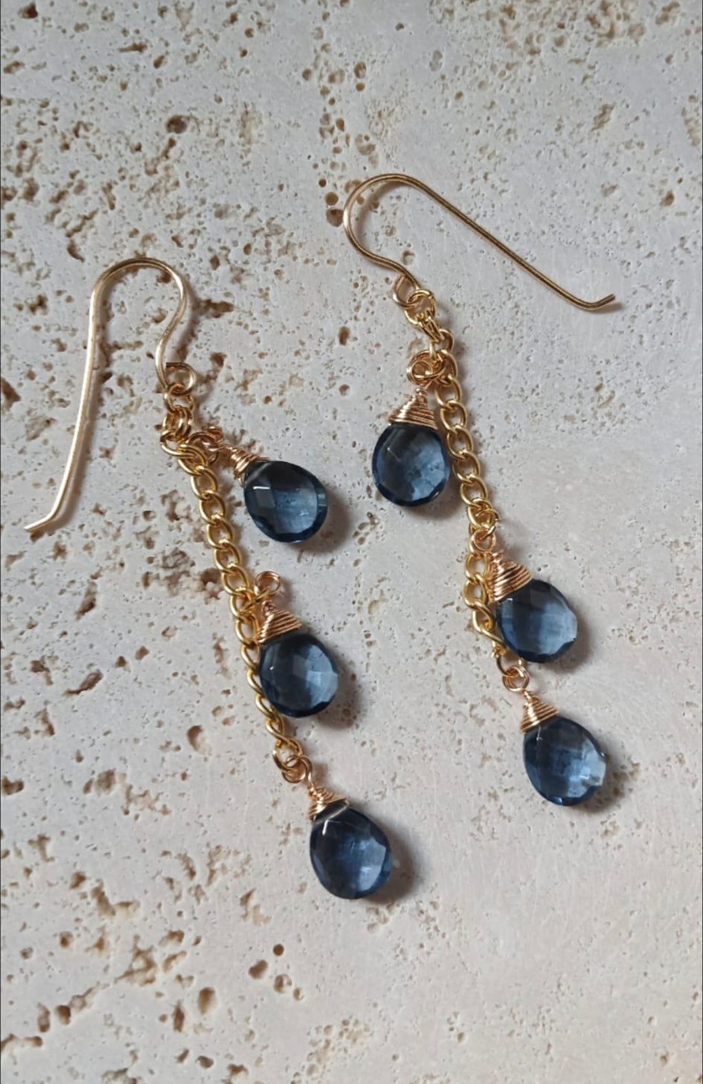 18k gold-plated earrings with Natural Topaz