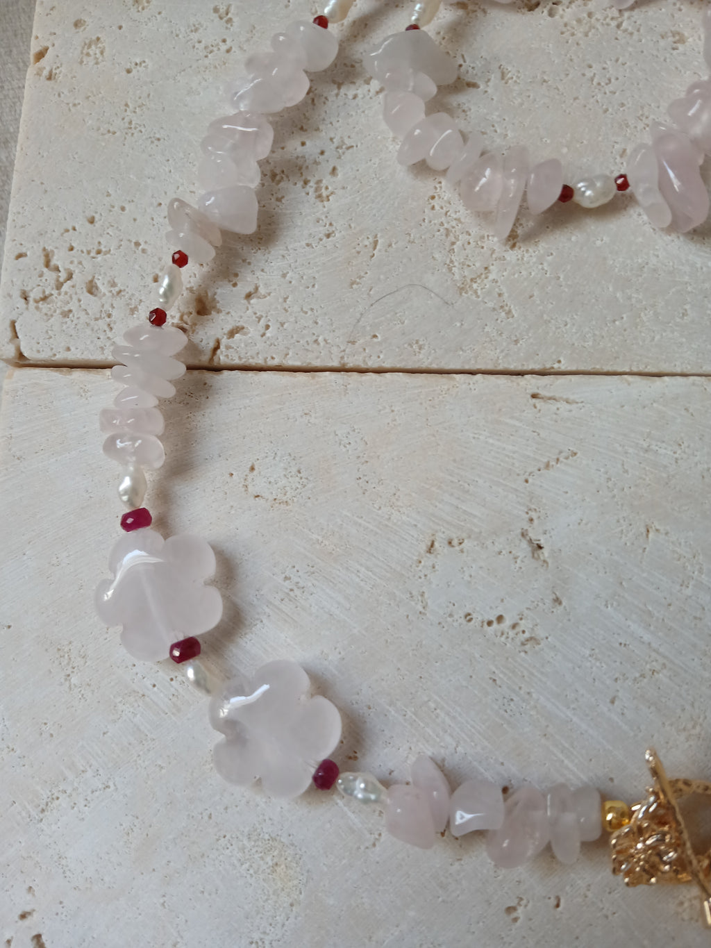 Rose Quartz, Carved Flowers, and Garnet Necklace: Natural Elegance and Love